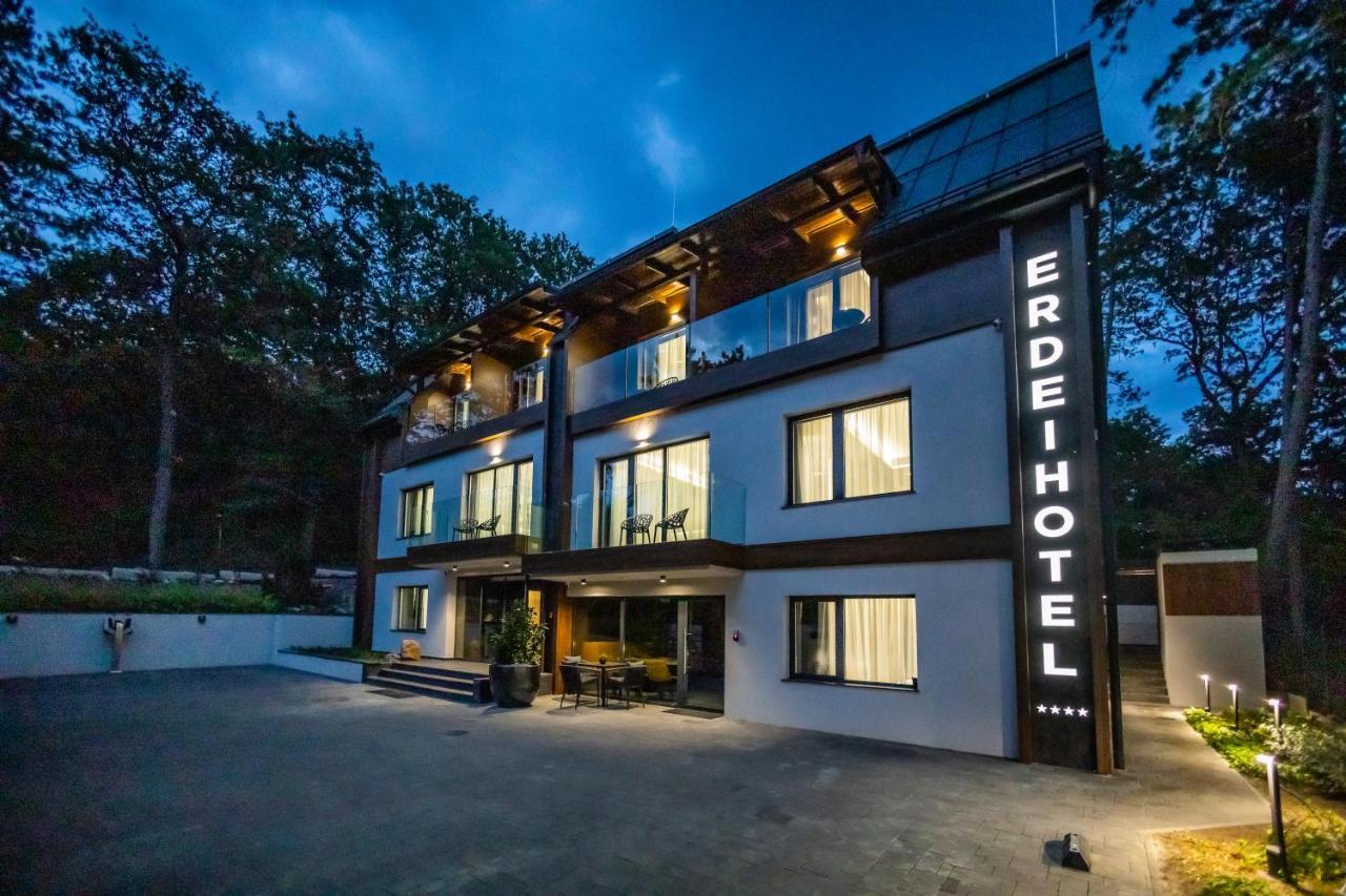 4 évszak Erdeihotel**** -